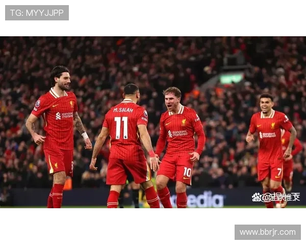 欧冠最新战况:顶级强队纷纷出击,冠军之争愈演愈烈